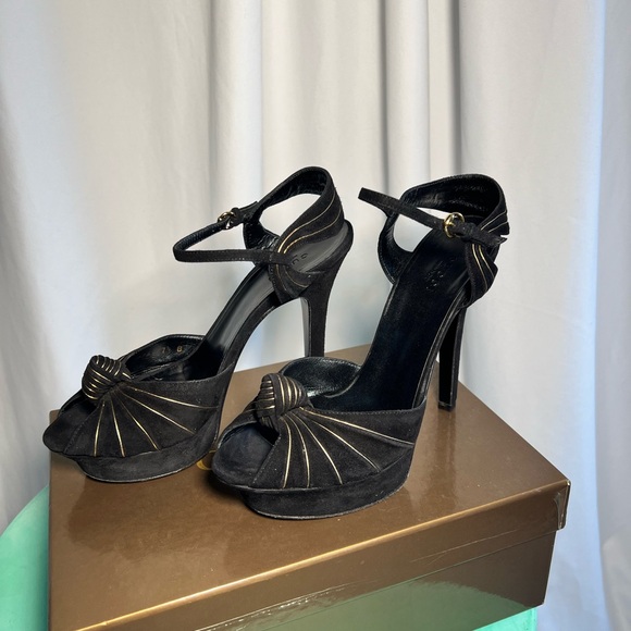 GUCCI Suede Black and Gold Knot Platforms | 7.5 - Picture 1 of 16